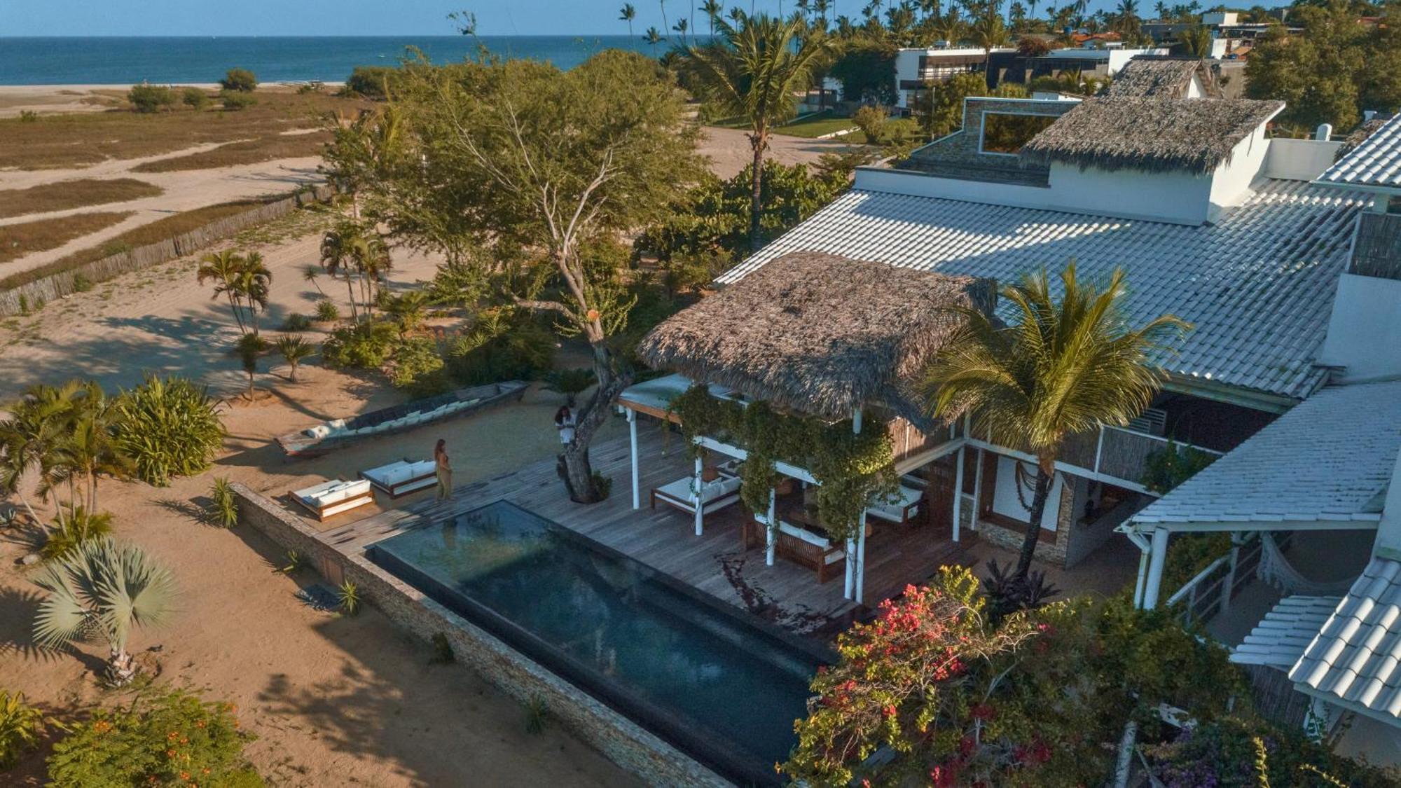 Villa Praia - La Villa Group จีโจกา จี เจรีกวากวารา ภายนอก รูปภาพ