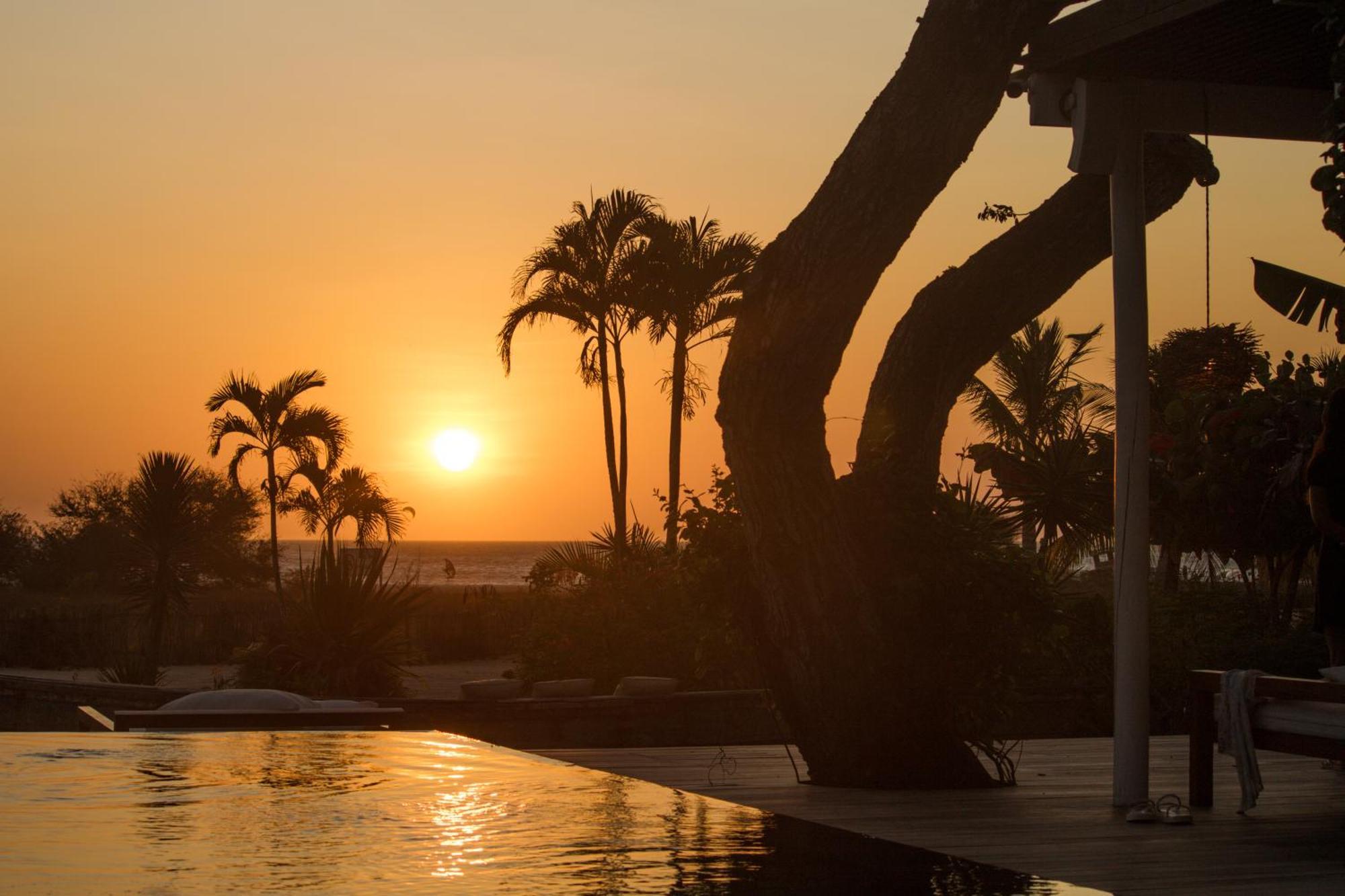 Villa Praia - La Villa Group จีโจกา จี เจรีกวากวารา ภายนอก รูปภาพ