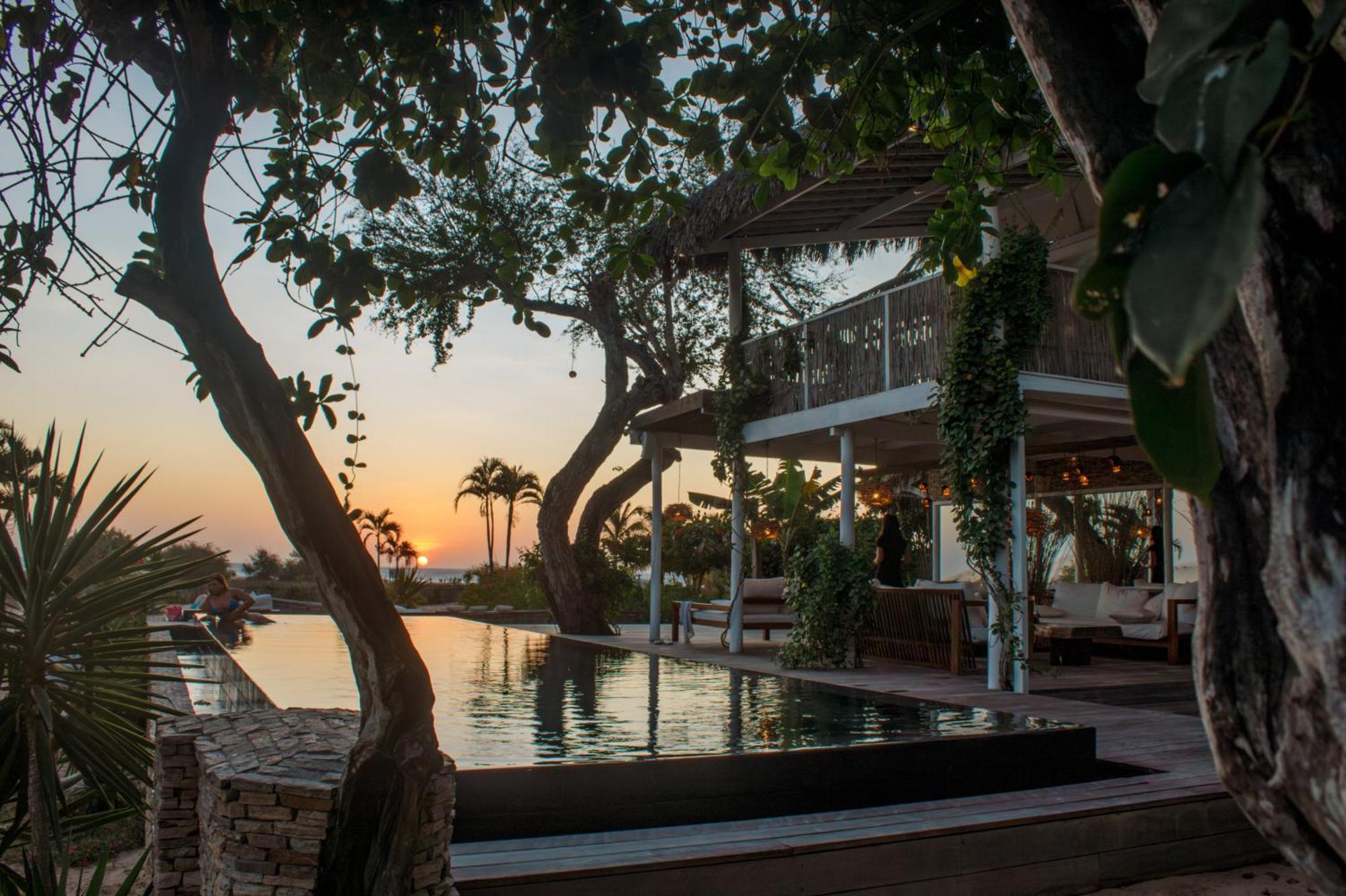 Villa Praia - La Villa Group จีโจกา จี เจรีกวากวารา ภายนอก รูปภาพ
